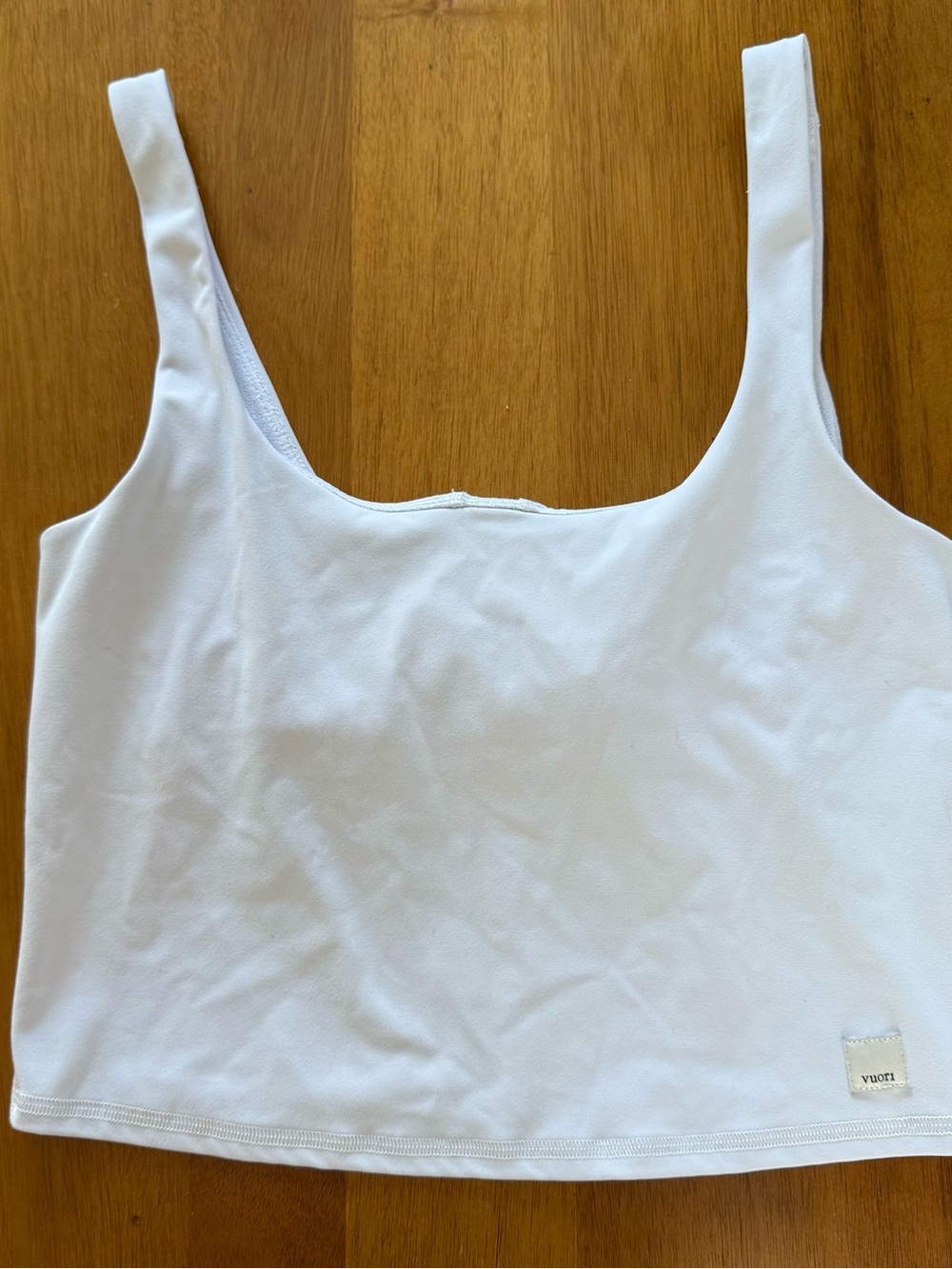 Vuori Women’s White Sports Bra Size Medium Yoga Gym Workout